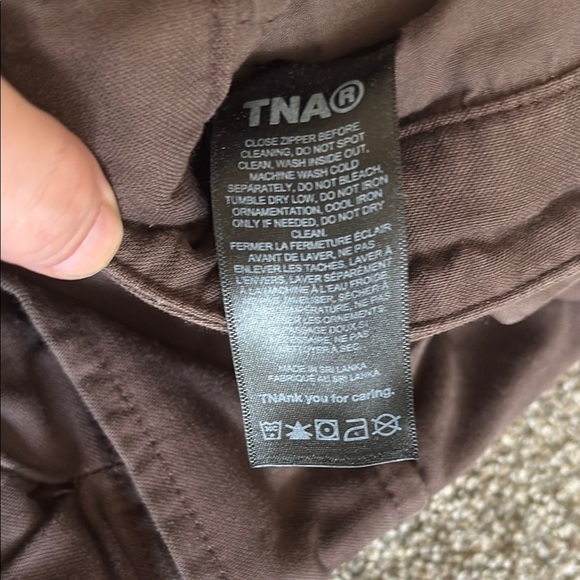 TNA Relaxed mid-rise adjustable cotton cargo pant - Picture 11 of 11